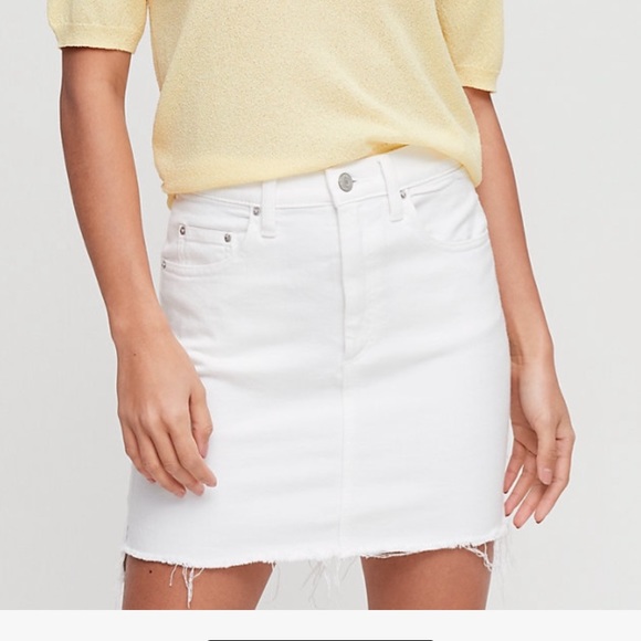 Aritzia - Wilfred Free- white denim skirt - Picture 6 of 7